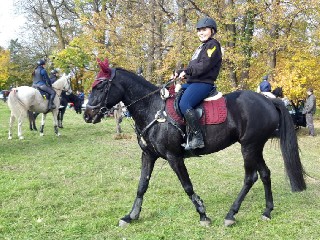 JT44TitulA.jpg - Hubertova jízda v Horních Heřmanovicích.