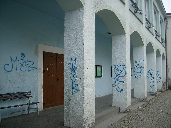 _tOÚ grafiti 001.jpg