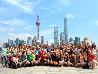 DOMr.jpg - Dechový orchestr mladých ZUŠ v Jeseníku a mažoretky Crazy girls SZUŠ taneční s.r.o. Jeseník se zúčastnily hudebního festivalu “Shanghai Tourism Festival“.